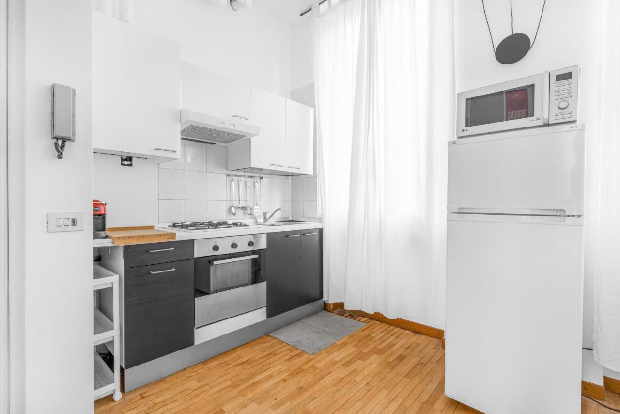 Duomo 7 Minuti Exclusive Apartment Vercelli Milan Luaran gambar